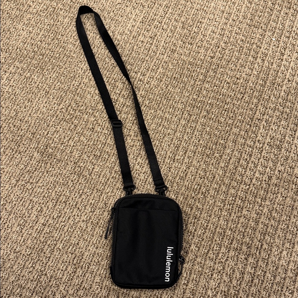lululemon crossbody